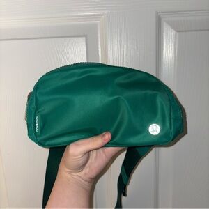 NWT Lululemon Everywhere Belt Bag